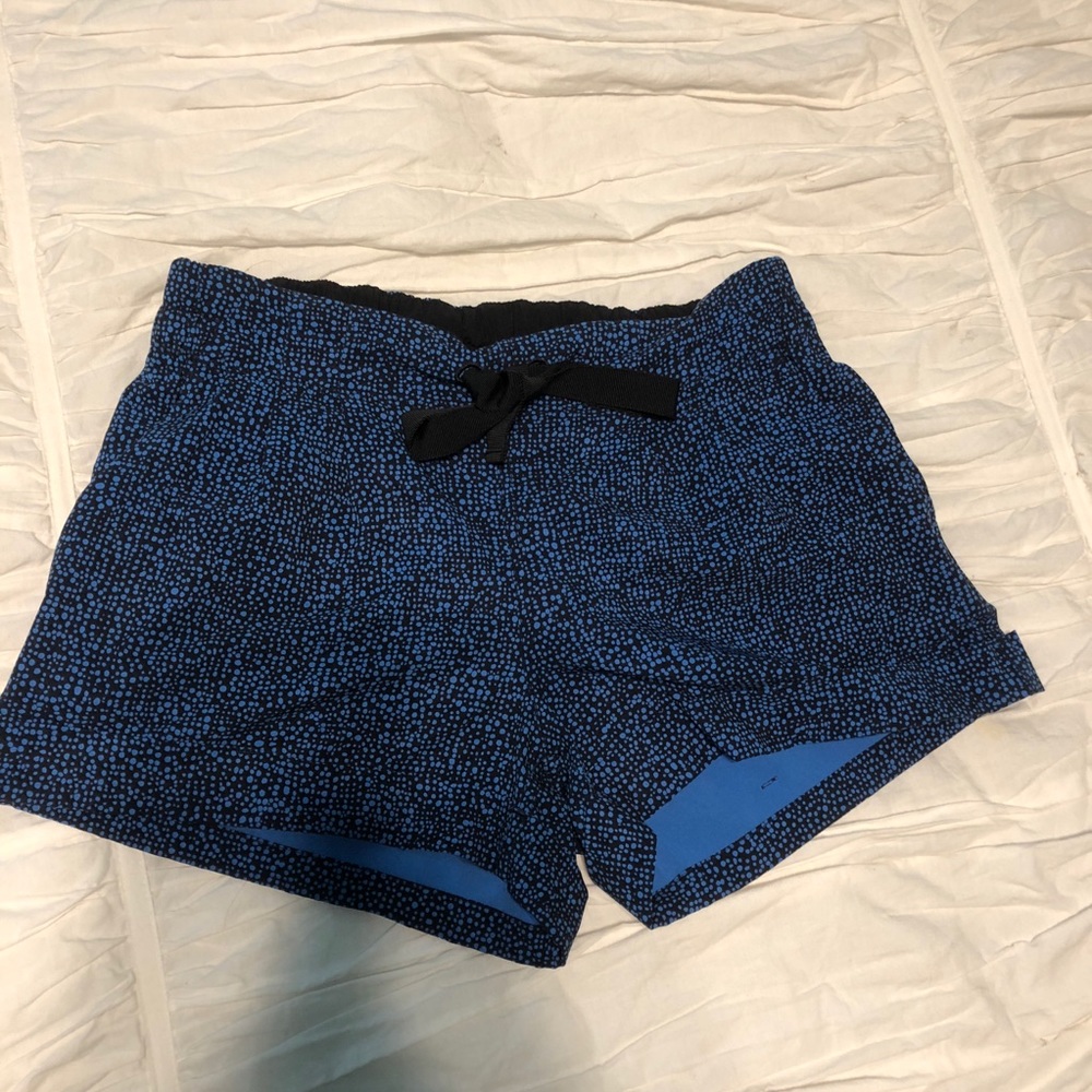Lululemon spring break away shorts